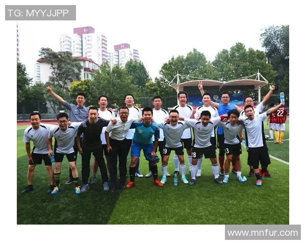 足球明星携手倡导和平理念传递友谊与团结的力量